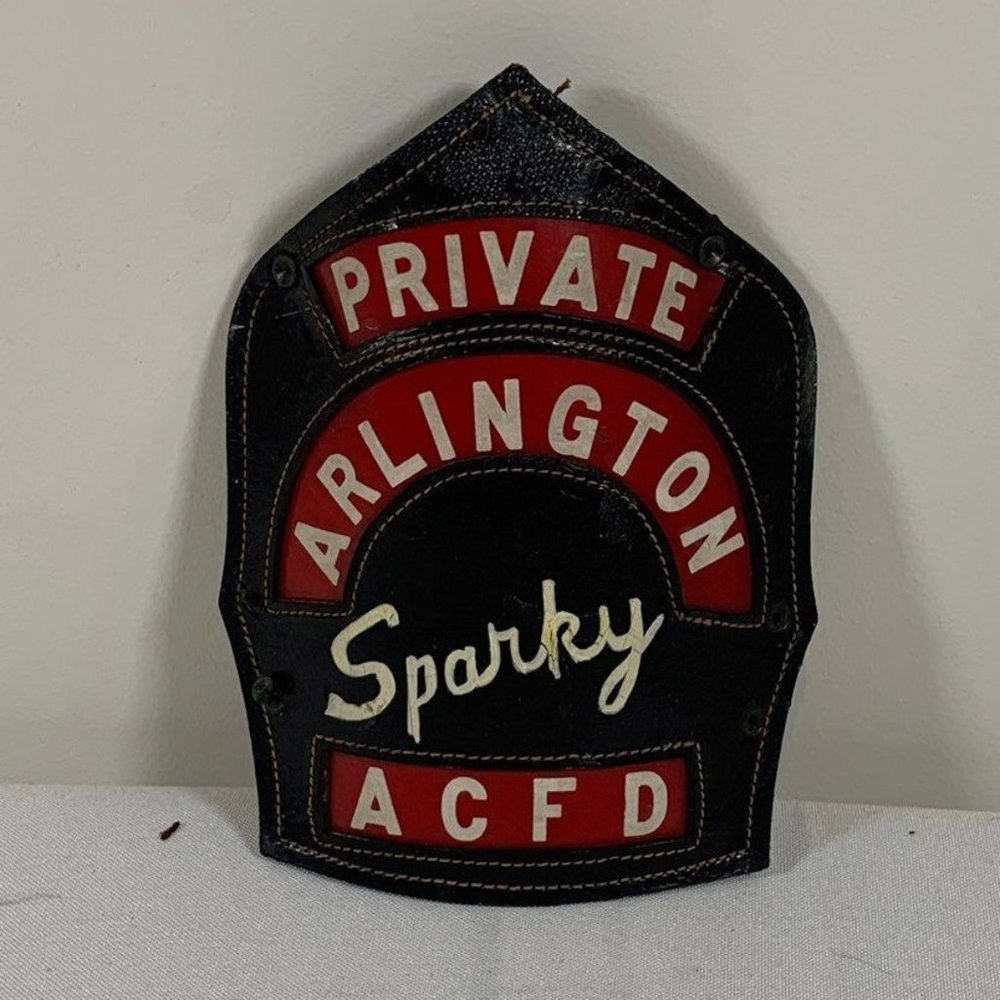 Antique Cairns & Bro Leather Fire Helmet Shield Badge… Gem